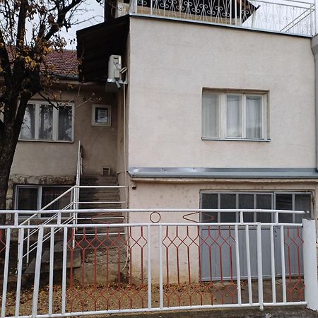 Sobe Sanja Hotell Pirot Exteriör bild